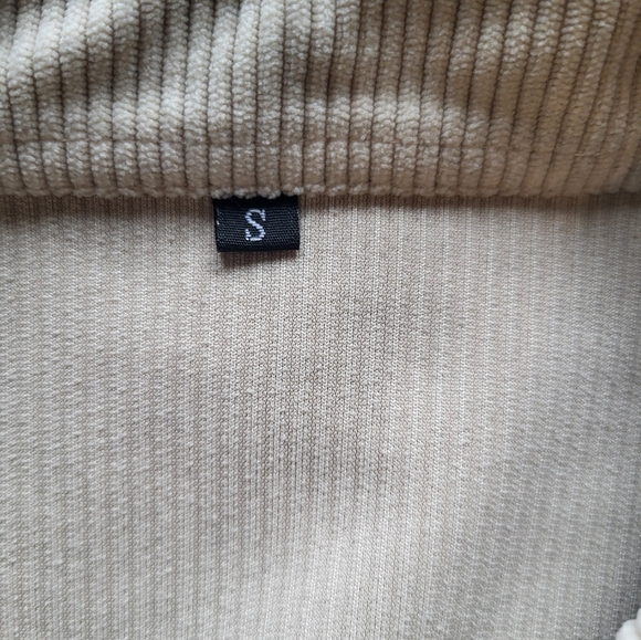 Corduroy oversized button down - Picture 2 of 3